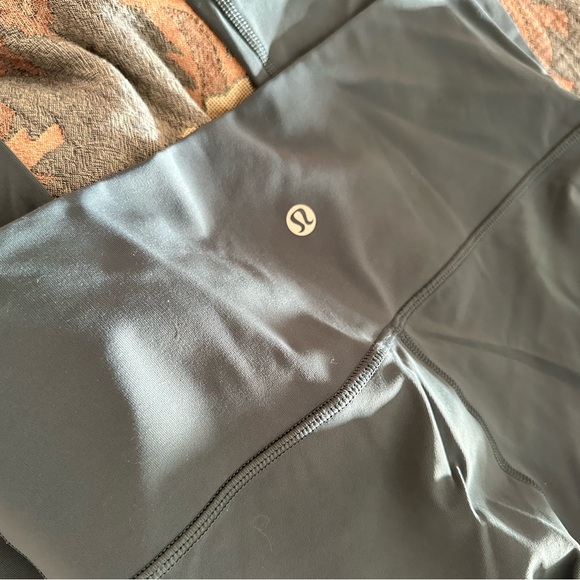 Blue LuluLemon Align Leggings 23” - Picture 2 of 4